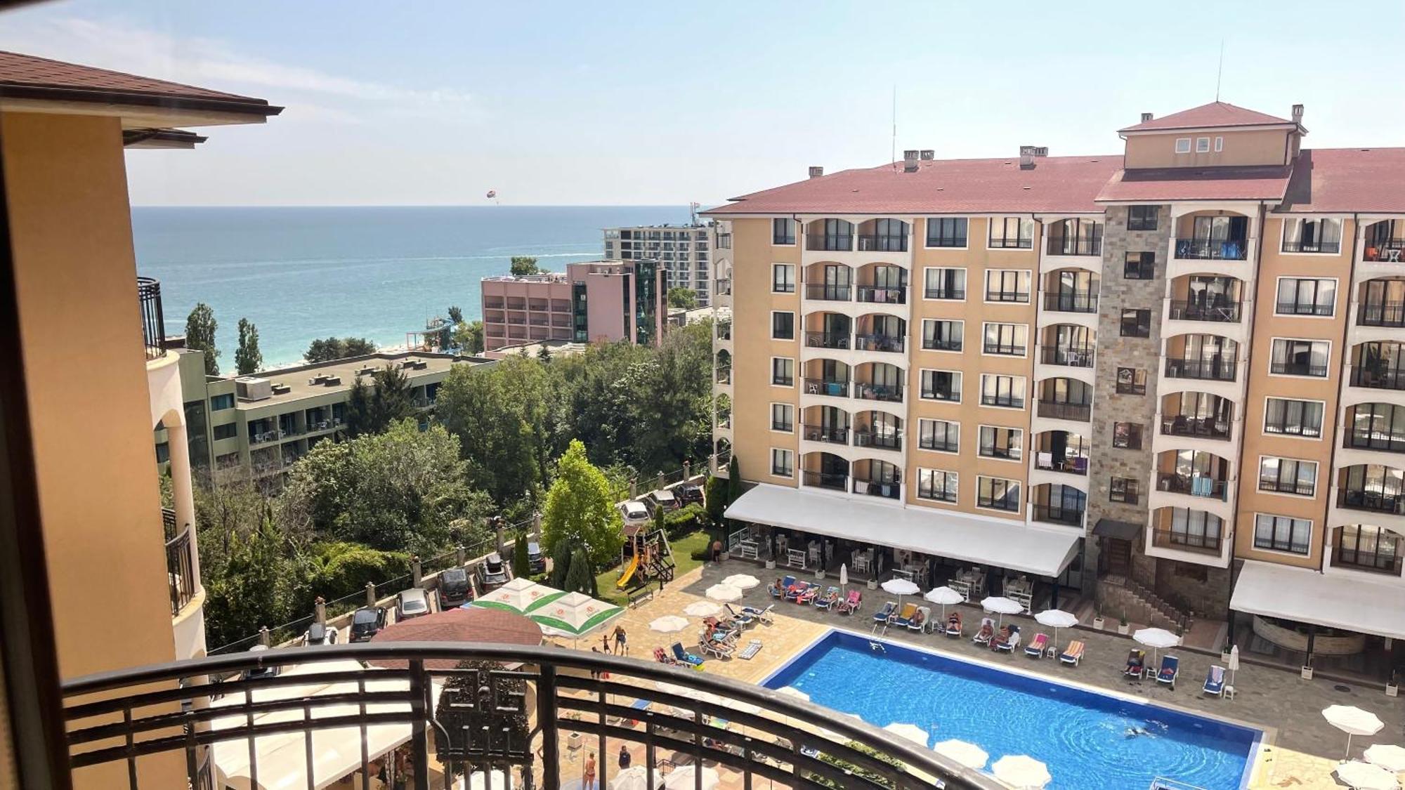 Apartment Spacious Seaview Apartments, 100m To The *