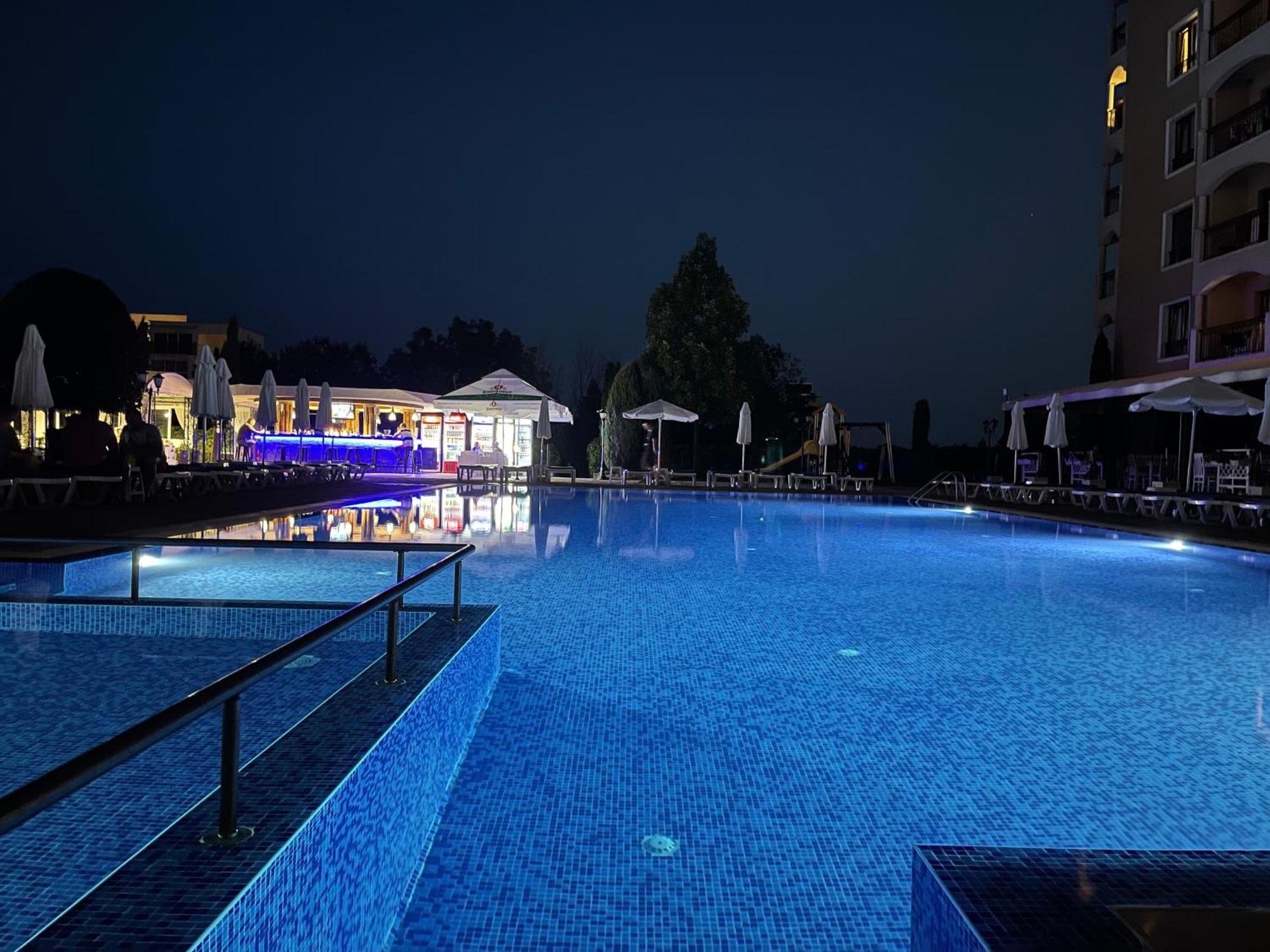 Spacious Seaview Apartments, 100m To The Apartment
